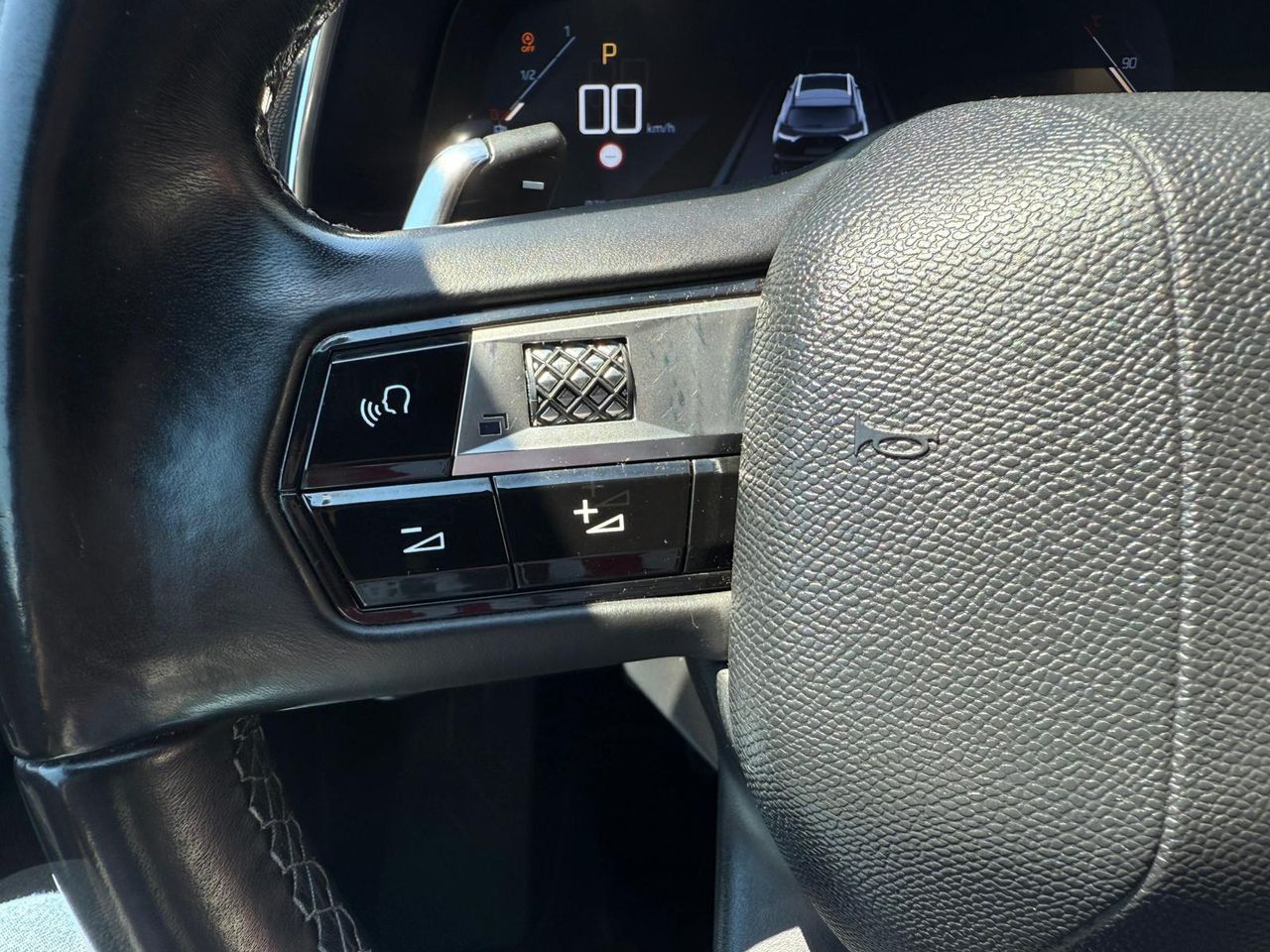 DS DS 7 PureTech 132kW (180CV) Auto. SO CHIC - Foto 2