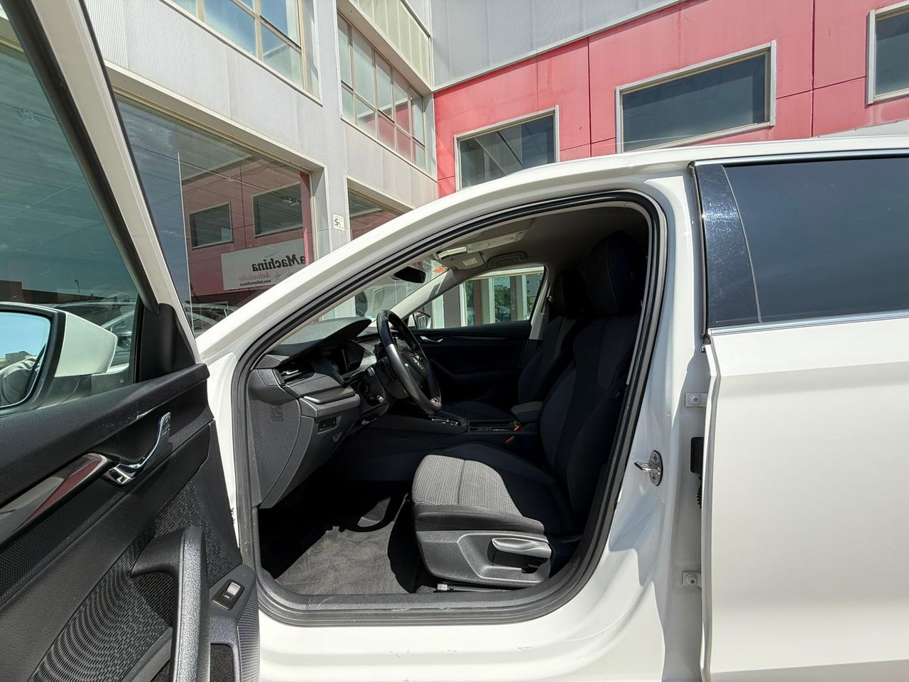 Skoda Octavia Combi 2.0 TDI 110kW(150CV) DSG Ambition - Foto 2