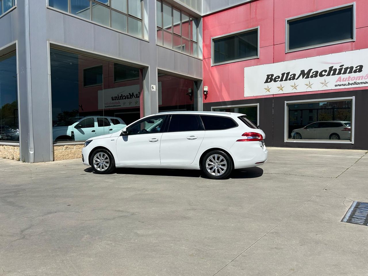 Peugeot 308 SW Style BlueHDi 130 S&S EAT8 - Foto 2