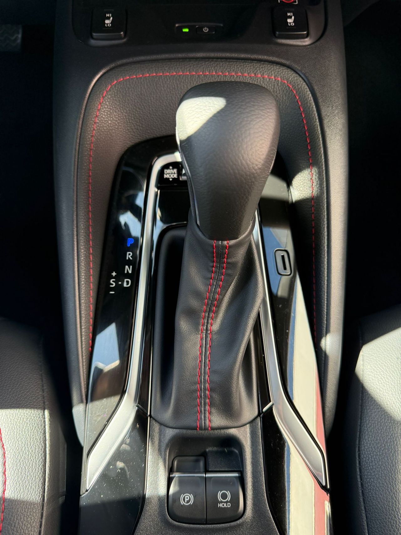 Toyota Corolla 200H GR-Sport - Foto 2