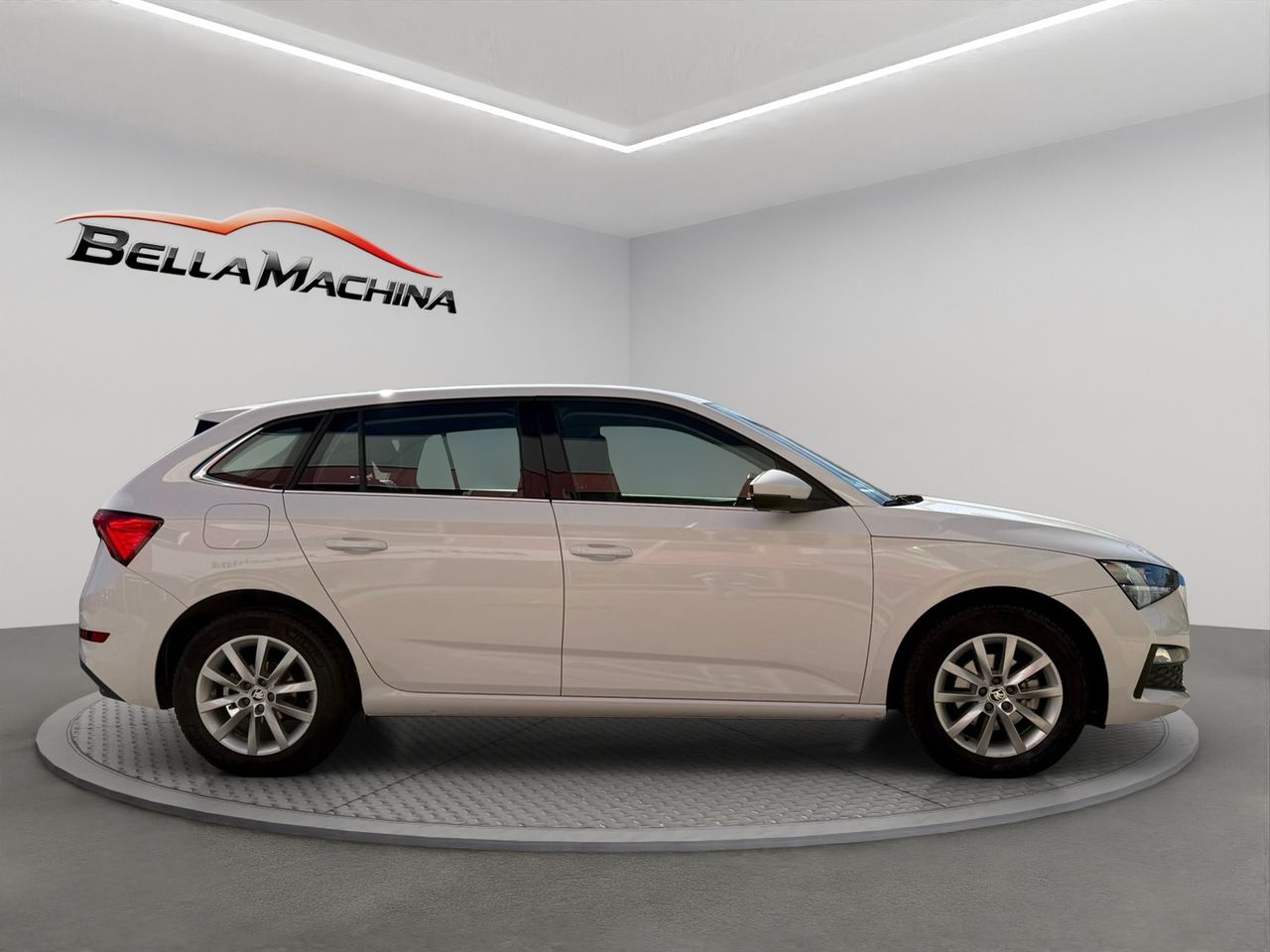 Skoda Scala SCALA 1.6 TDI 85 KW (115 CV) DSG Ambitio - Foto 2