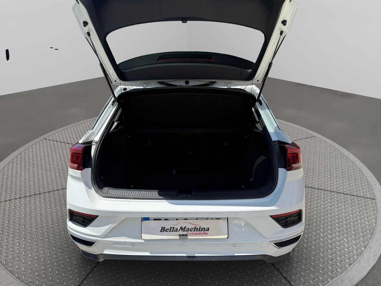 Volkswagen T-Roc Advance R-Line 1.0 TSI 81kW (110CV) - Foto 2