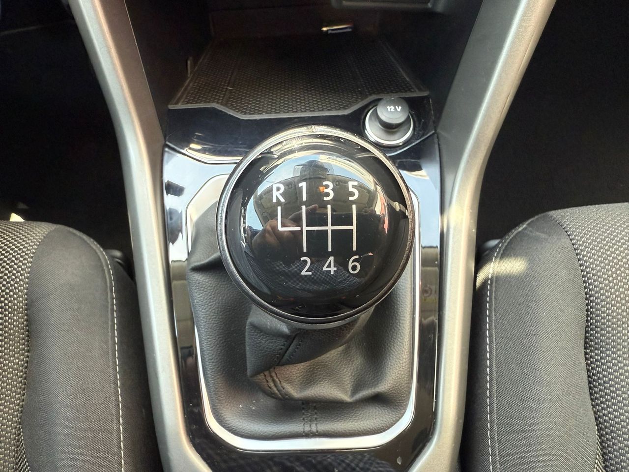 Volkswagen T-Roc Advance R-Line 1.0 TSI 81kW (110CV) - Foto 2