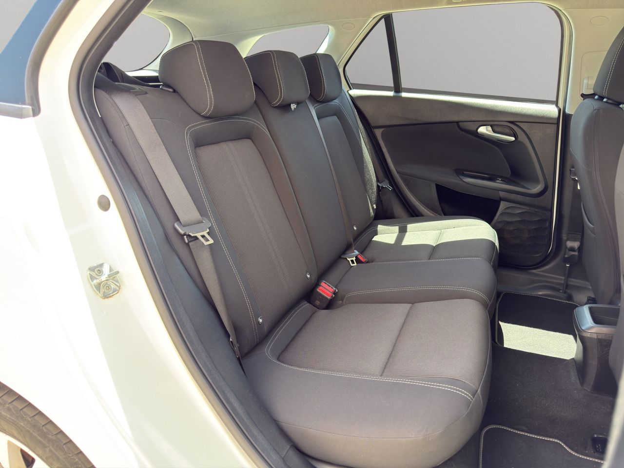 Fiat Tipo 1.6 Lounge 88kW (120CV)diesel Mjet II SW - Foto 2