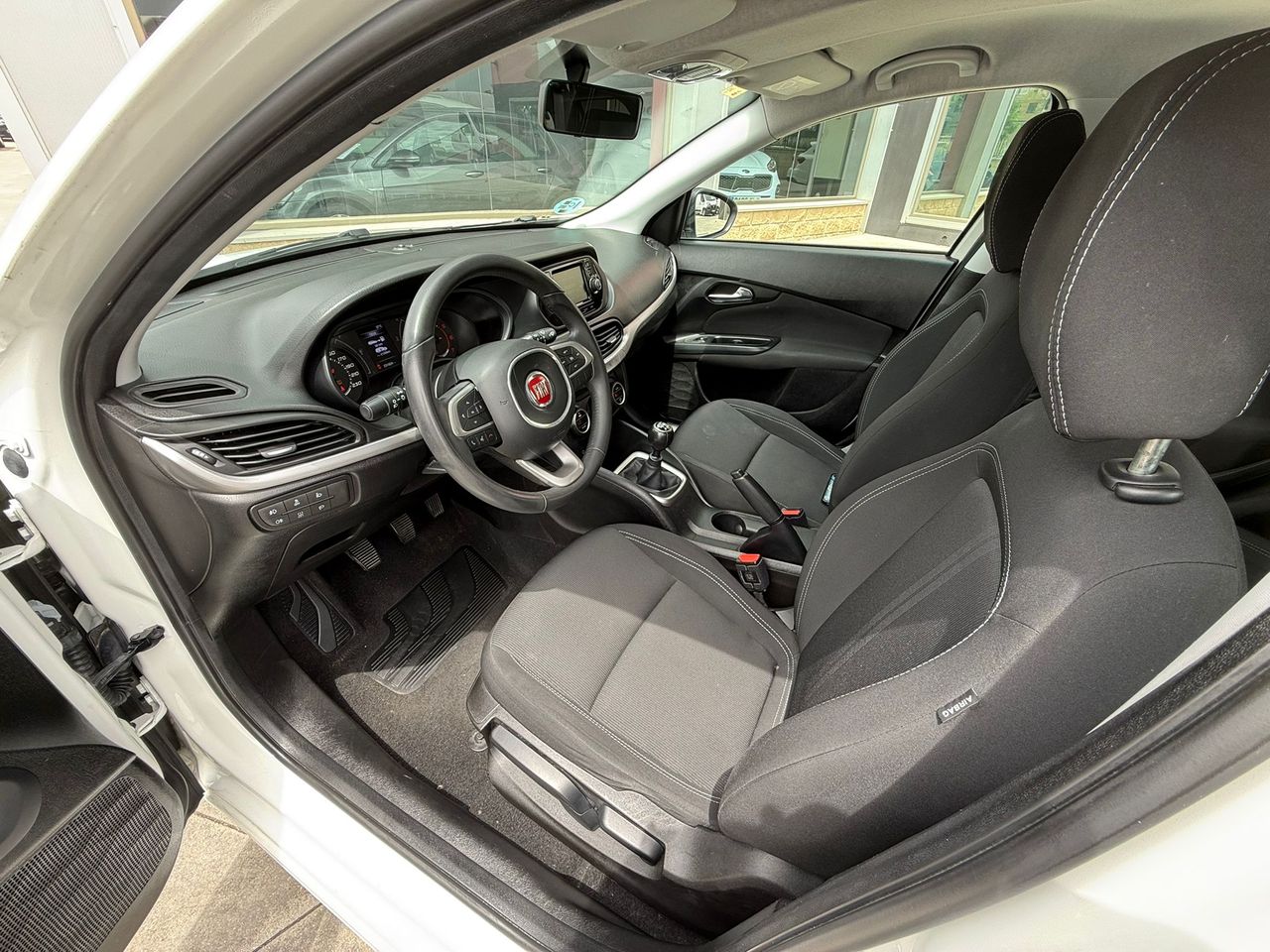 Fiat Tipo 1.6 Lounge 88kW (120CV)diesel Mjet II SW - Foto 2