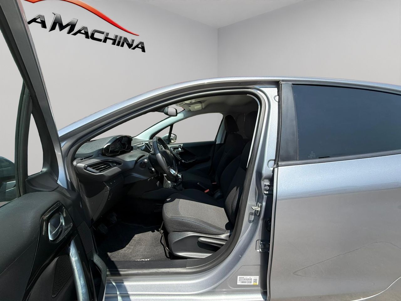 Peugeot 208 5P Signature 1.2L PureTech 60KW (82CV) - Foto 2