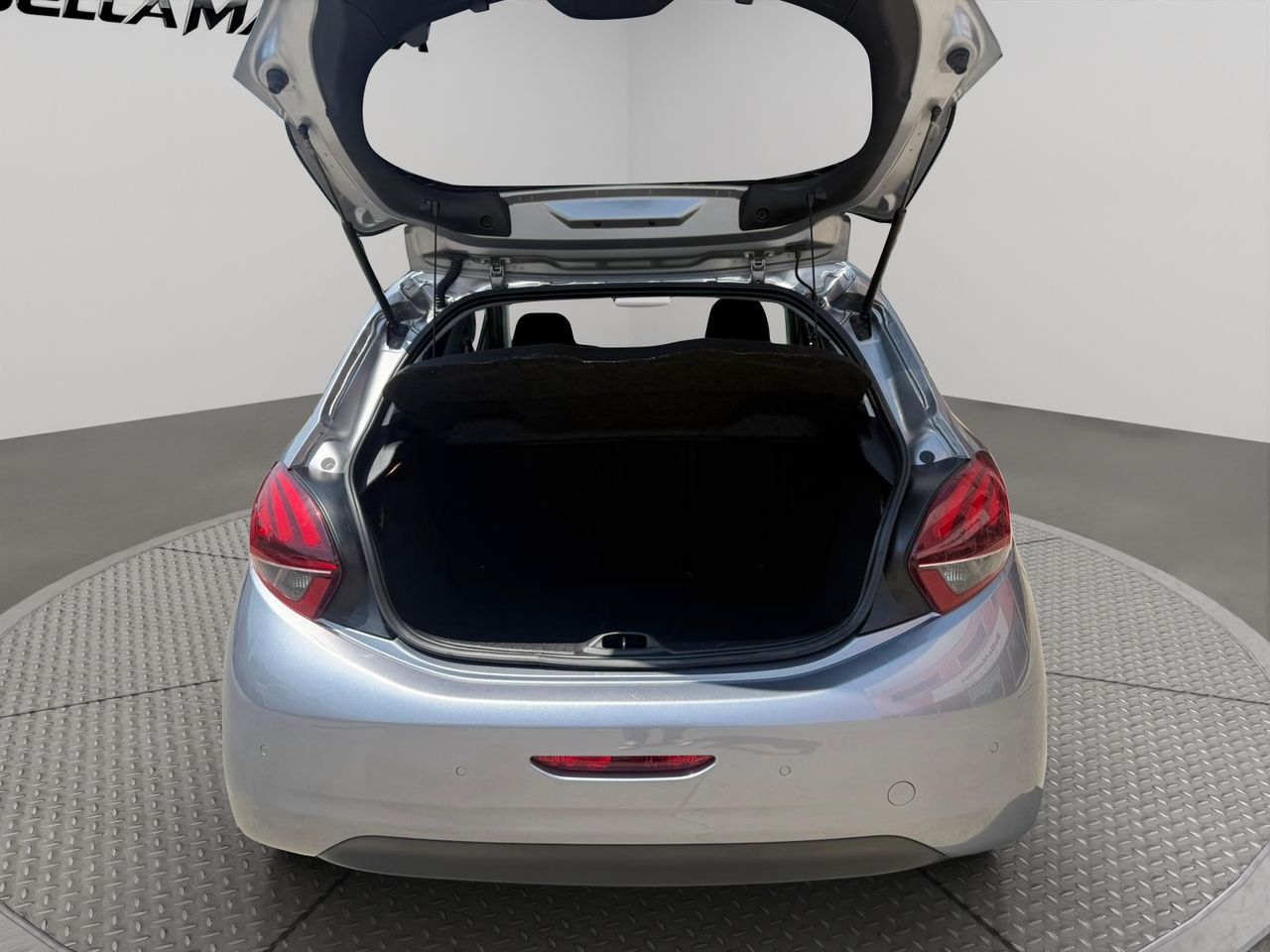 Peugeot 208 5P Signature 1.2L PureTech 60KW (82CV) - Foto 2