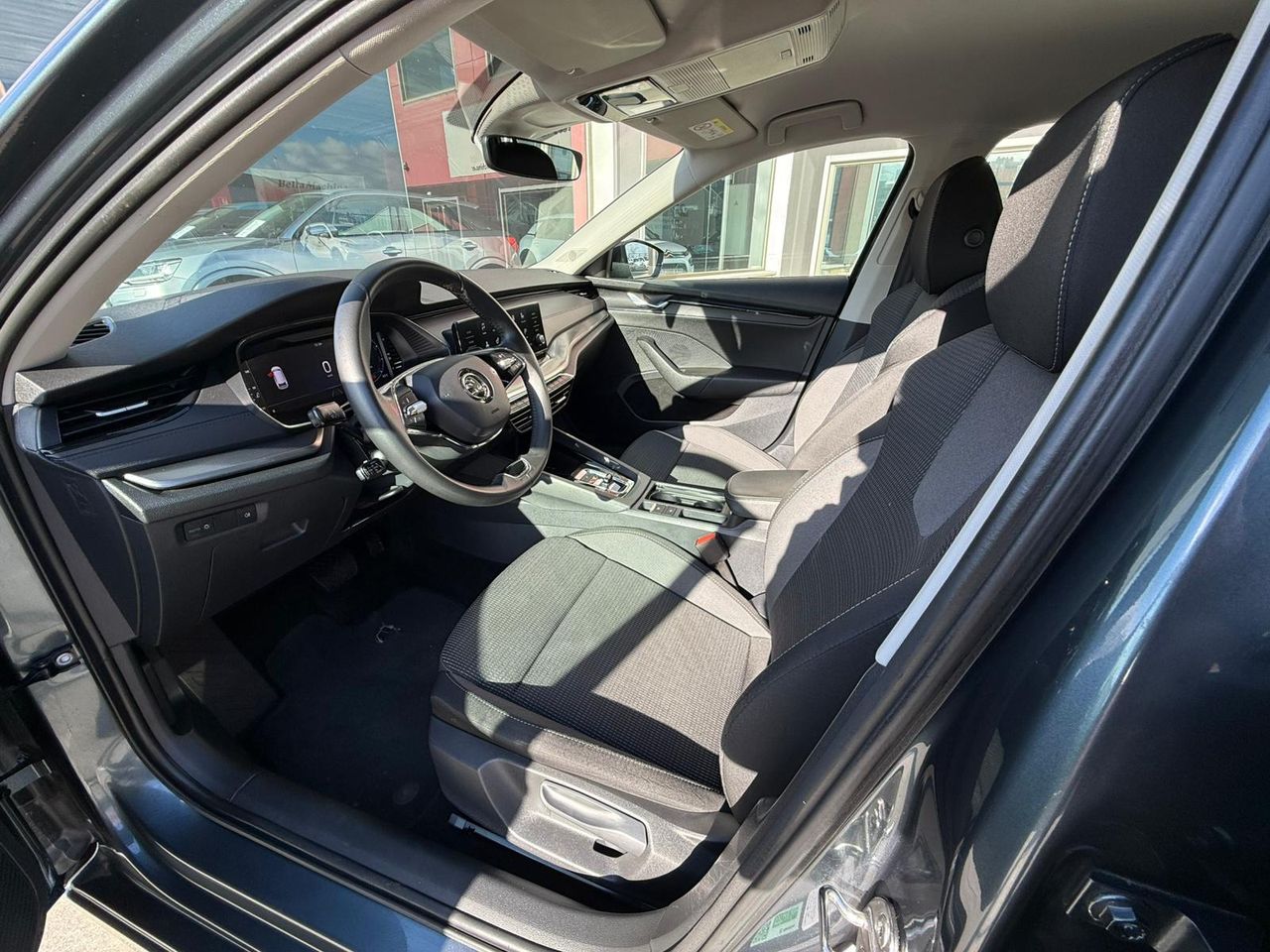 Skoda Octavia Combi 2.0 TDI 110kW(150CV) DSG Ambition - Foto 2