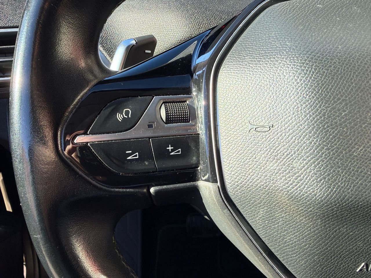 Peugeot 3008 1.5 BlueHDi 96kW (130CV) S&S Allure EAT8 - Foto 2