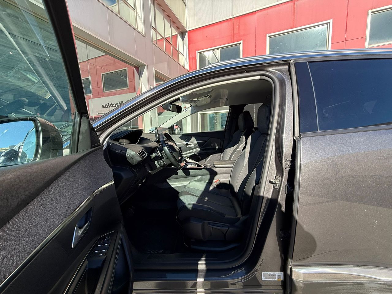 Peugeot 3008 1.5 BlueHDi 96kW (130CV) S&S Allure EAT8 - Foto 2