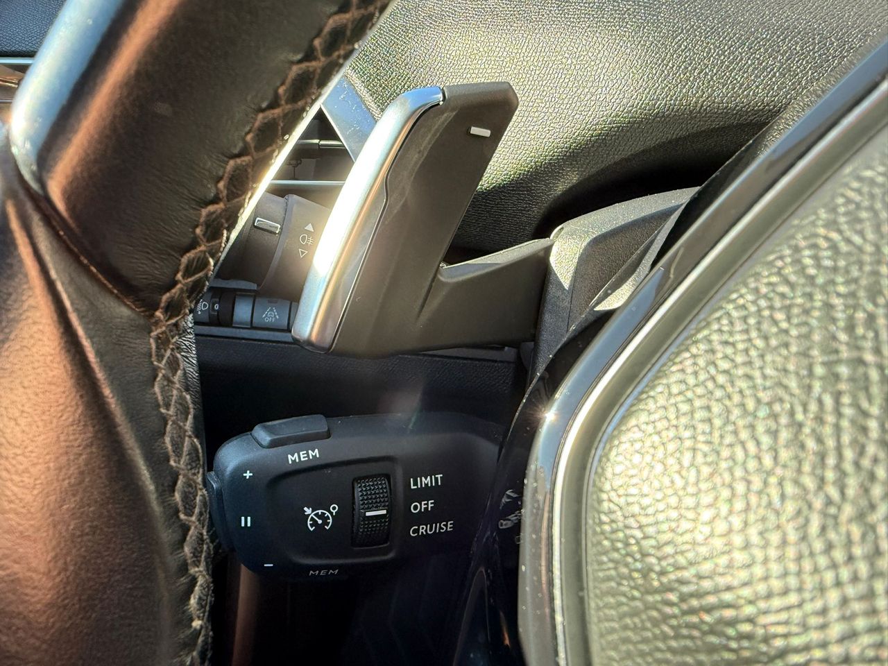 Peugeot 3008 1.5 BlueHDi 96kW (130CV) S&S Allure EAT8 - Foto 2