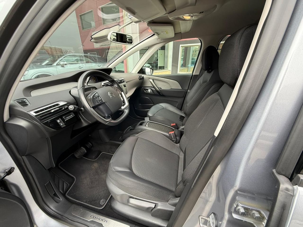 Citroën Grand C4 Spacetourer BlueHDi 96KW (130CV) EAT8 Shine - Foto 2