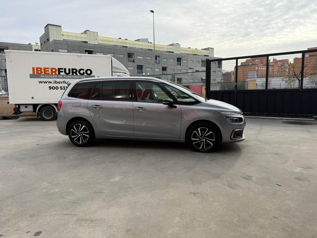 Citroën Grand C4 Spacetourer BlueHDi 96KW (130CV) EAT8 Shine - Foto 2