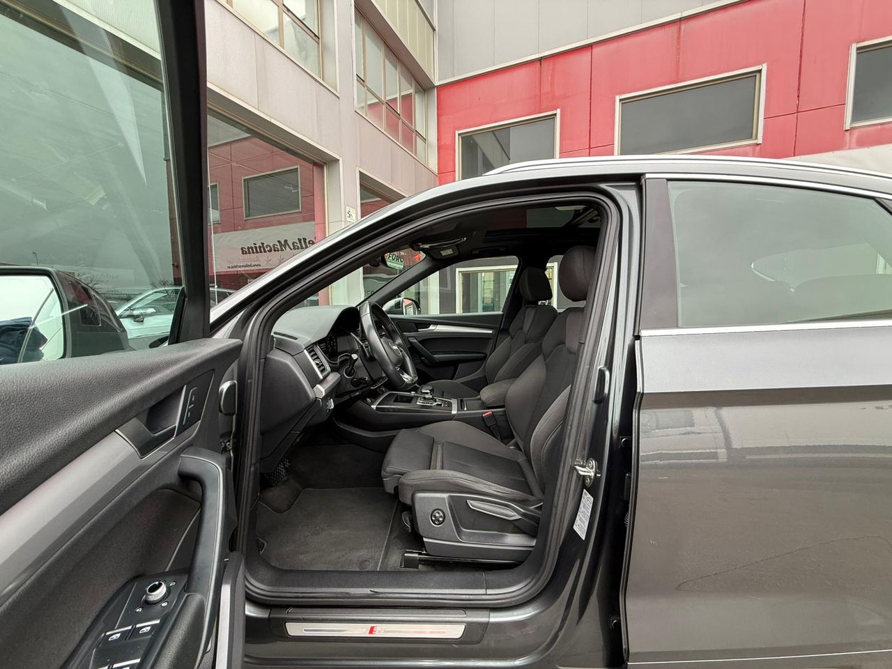 Audi Q5 Black Line 50 TFSI e quattro-ultra - Foto 2