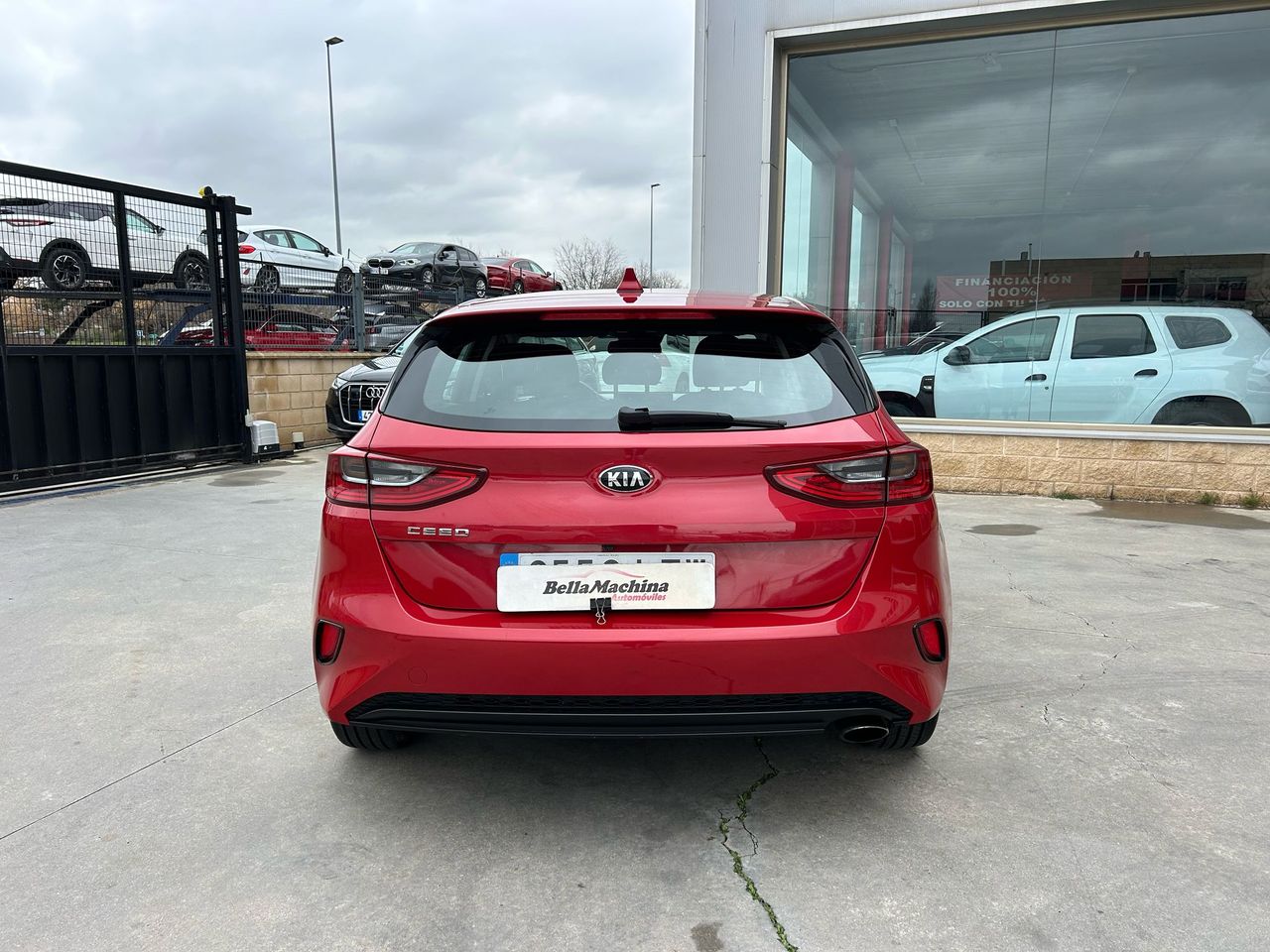 Kia Ceed 1.6 CRDi 85kW (115CV) Drive - Foto 2