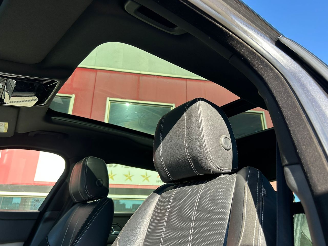 Land-Rover Range Rover Velar 2.0 D240 177kW R-Dynamic 4WD Auto - Foto 2