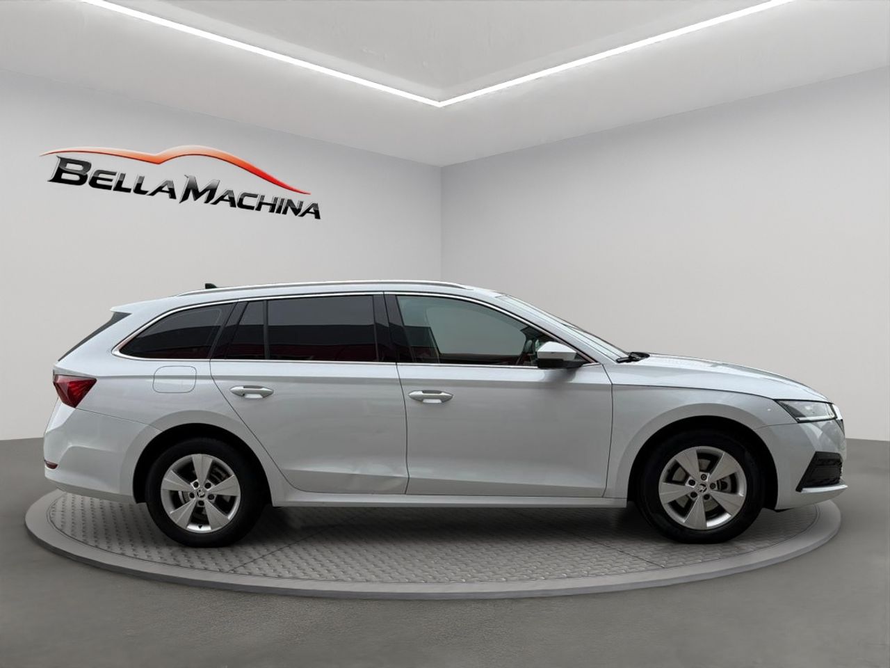 Skoda Octavia Combi 1.0 TSI 81kW(110CV) DSG mHEV Ambi. - Foto 2