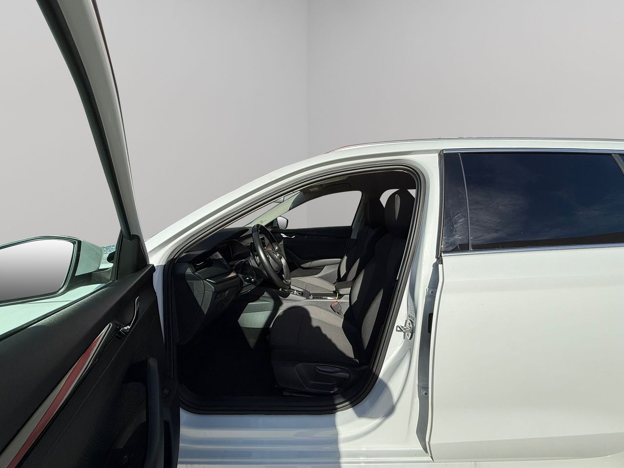 Skoda Octavia Combi 1.0 TSI 81kW(110CV) DSG mHEV Ambi. - Foto 2
