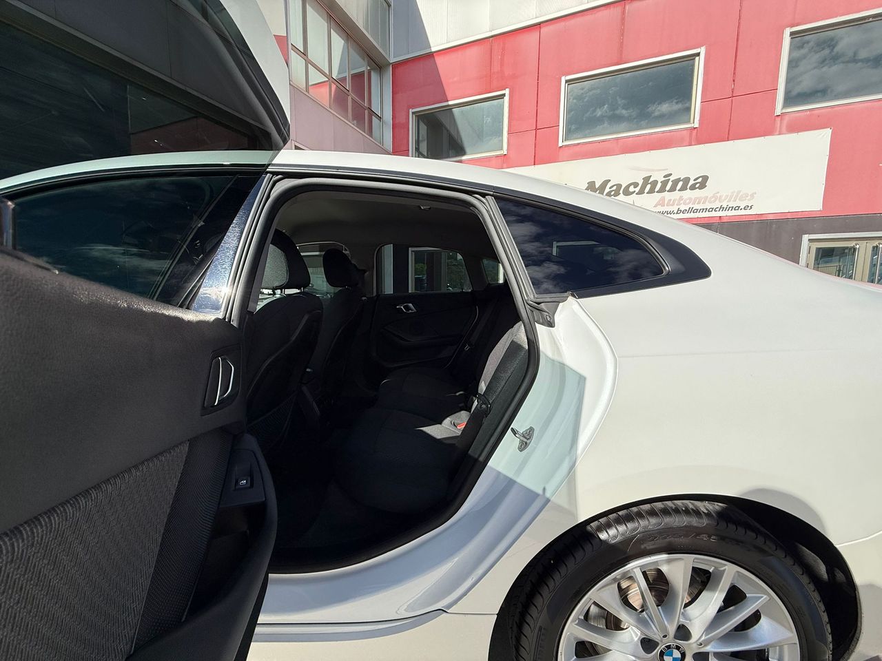 BMW Serie 2 218dA - foto 10