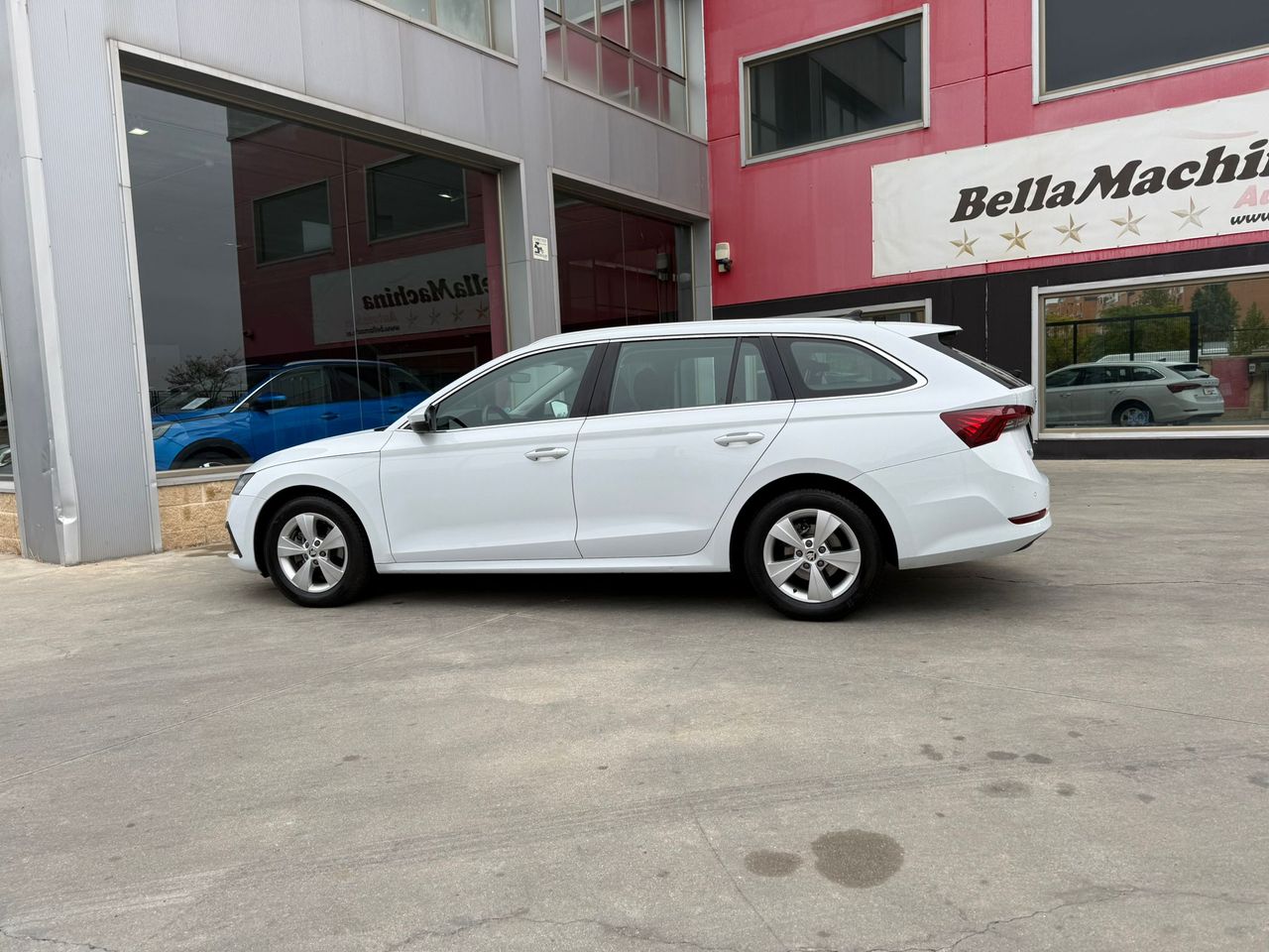 Skoda Octavia Combi 1.0 TSI 81kW(110CV) DSG mHEV Ambi. - Foto 2