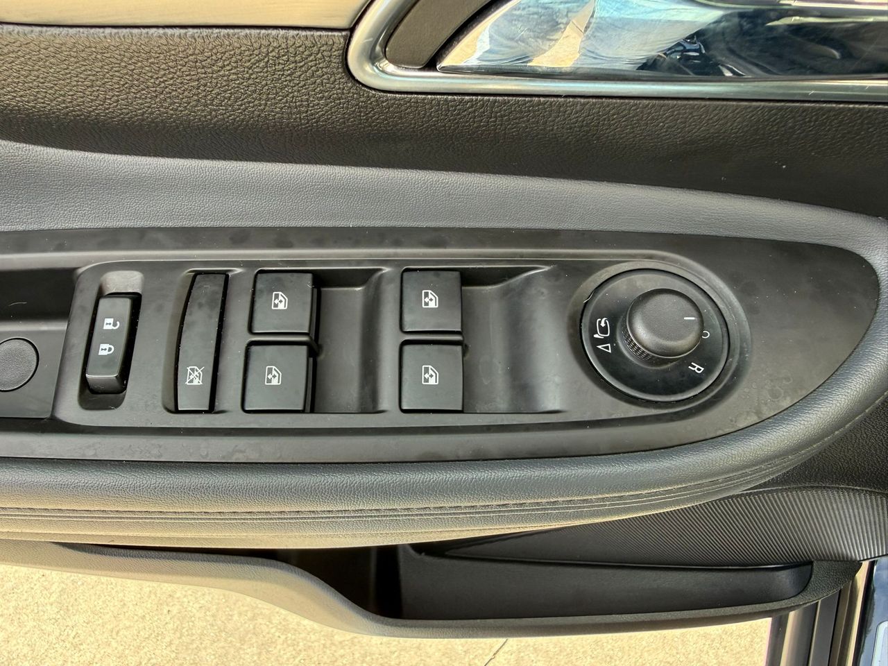 Opel Mokka 1.6 CDTi 4X2 S&S Selective - Foto 2