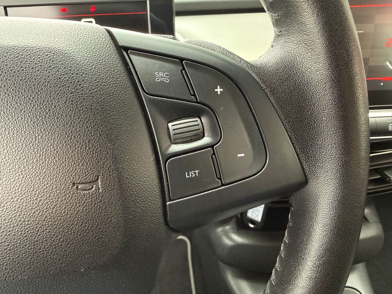 Citroën C4 Cactus PureTech 81KW (110CV) S&S Shine - Foto 2