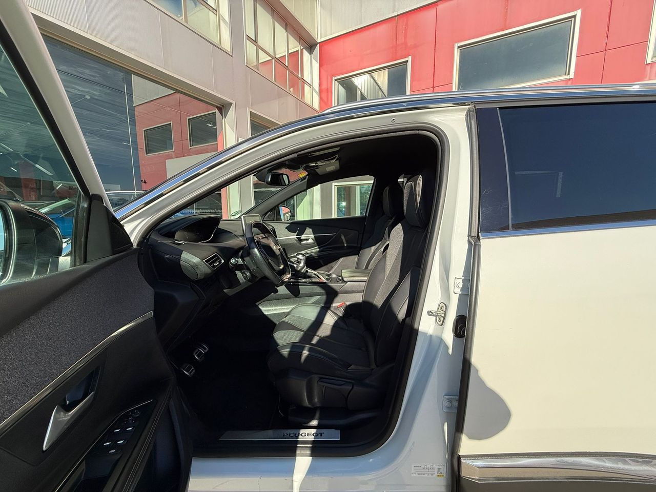 Peugeot 5008 GT-Line 1.2L PureTech 96kW (130CV) S&S - Foto 2