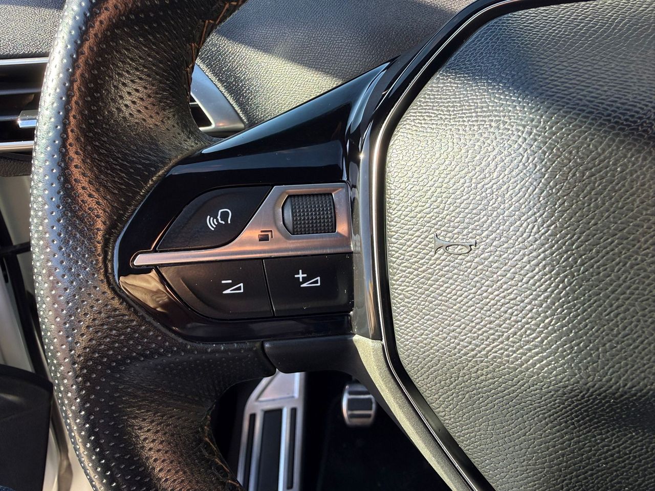 Peugeot 5008 GT-Line 1.2L PureTech 96kW (130CV) S&S - Foto 2