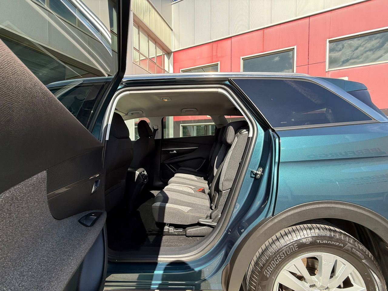 Peugeot 5008 Active 1.5L BlueHDi 96kW (130CV) S&S - Foto 2