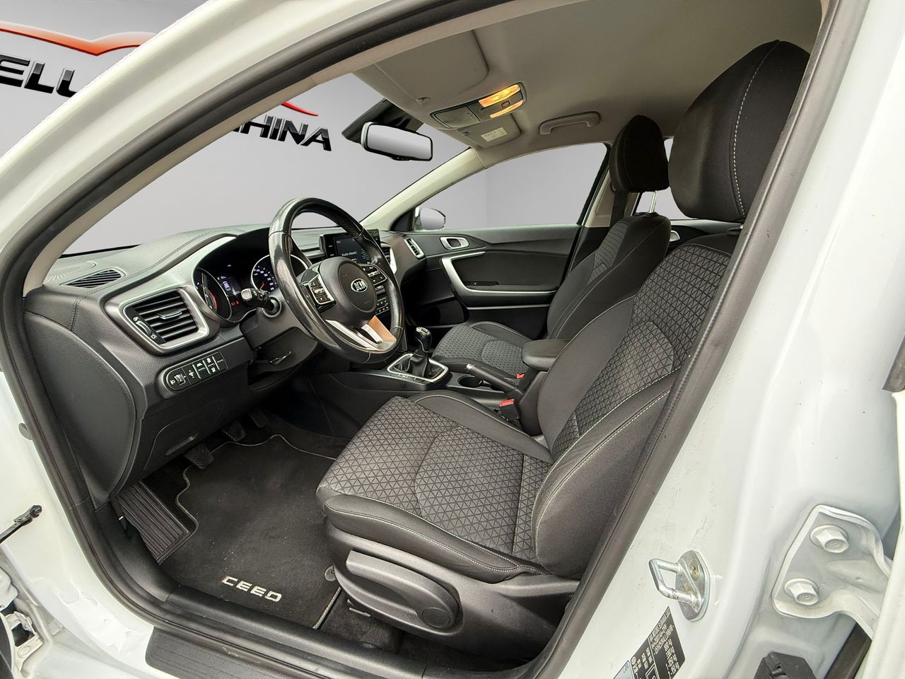 Kia Ceed 1.6 CRDi 100kW (136CV) Drive - Foto 2