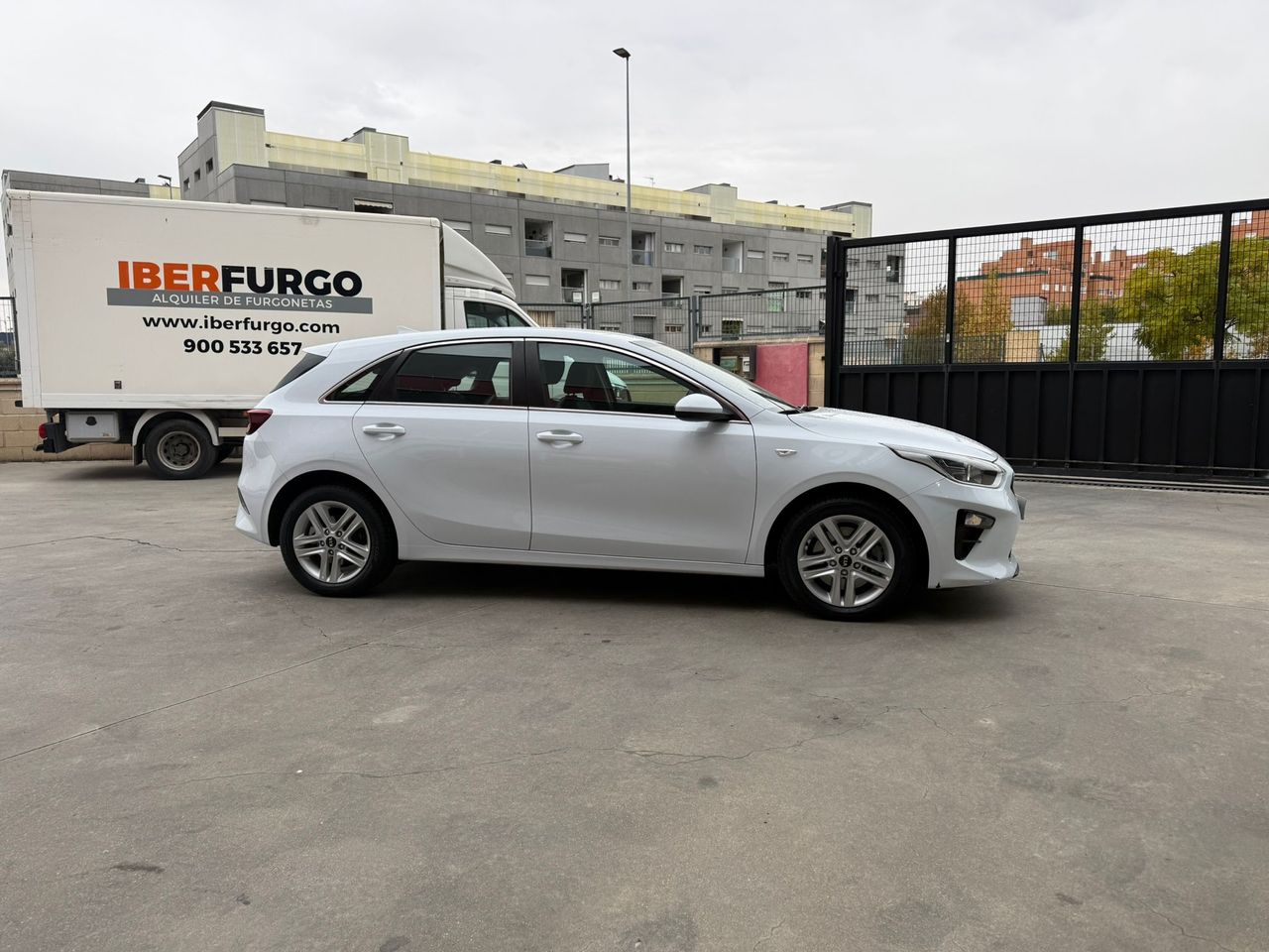 Kia Ceed 1.6 CRDi 100kW (136CV) Drive - Foto 2