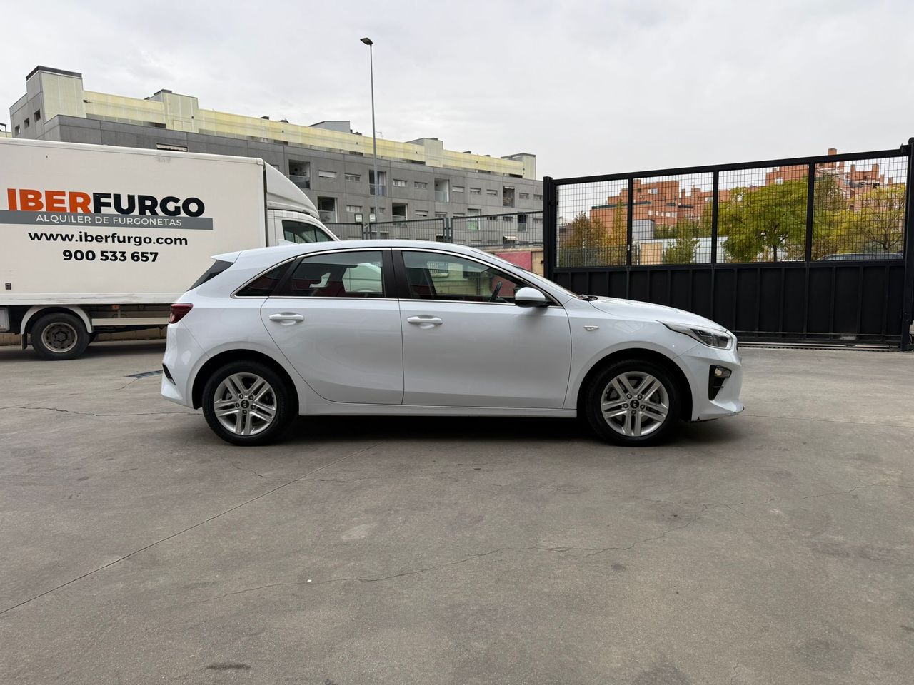 Kia Ceed 1.6 CRDi 100kW (136CV) Drive - Foto 2