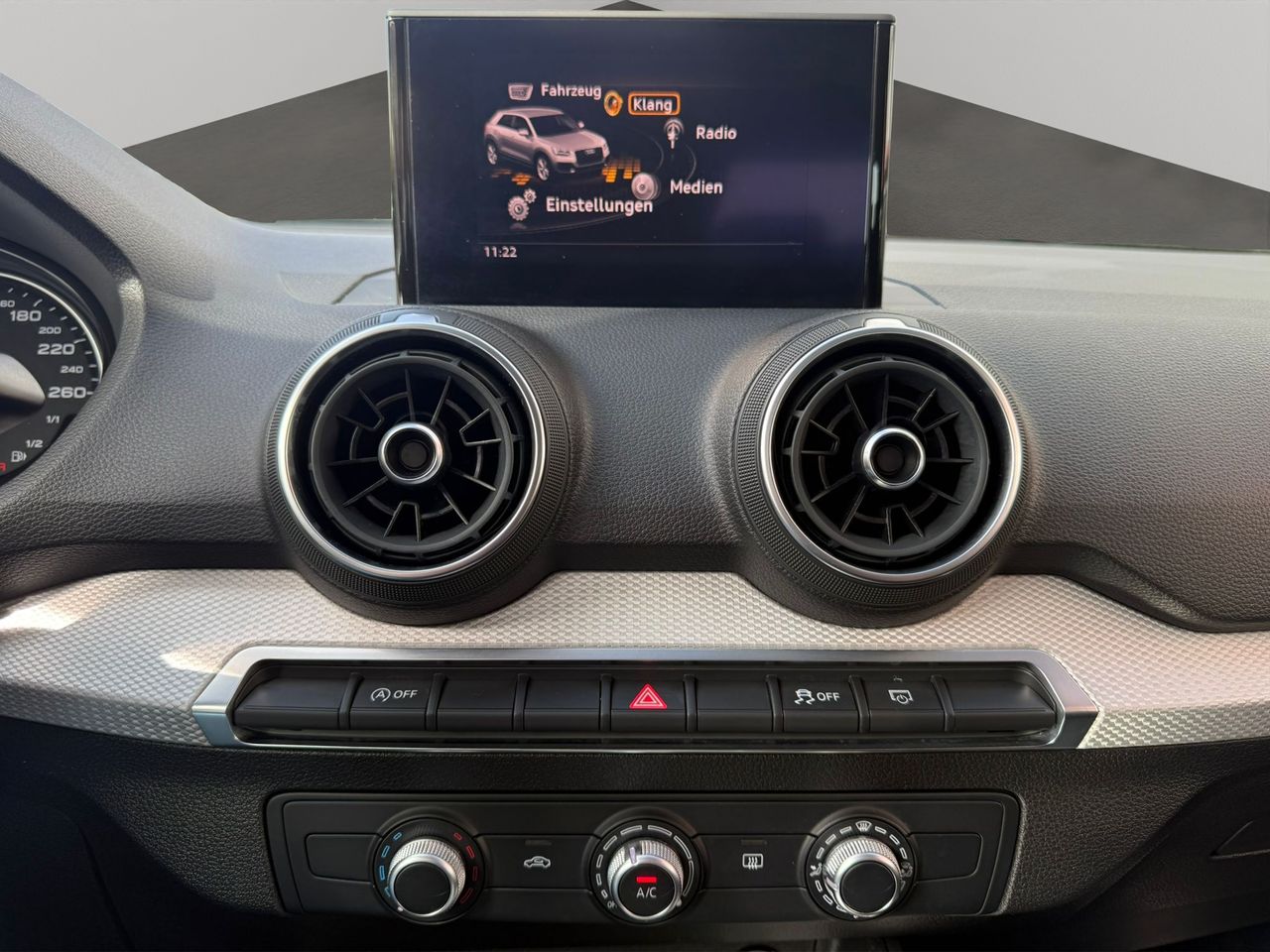 Audi Q2 35 TFSI 110kW (150CV) S tronic - Foto 2