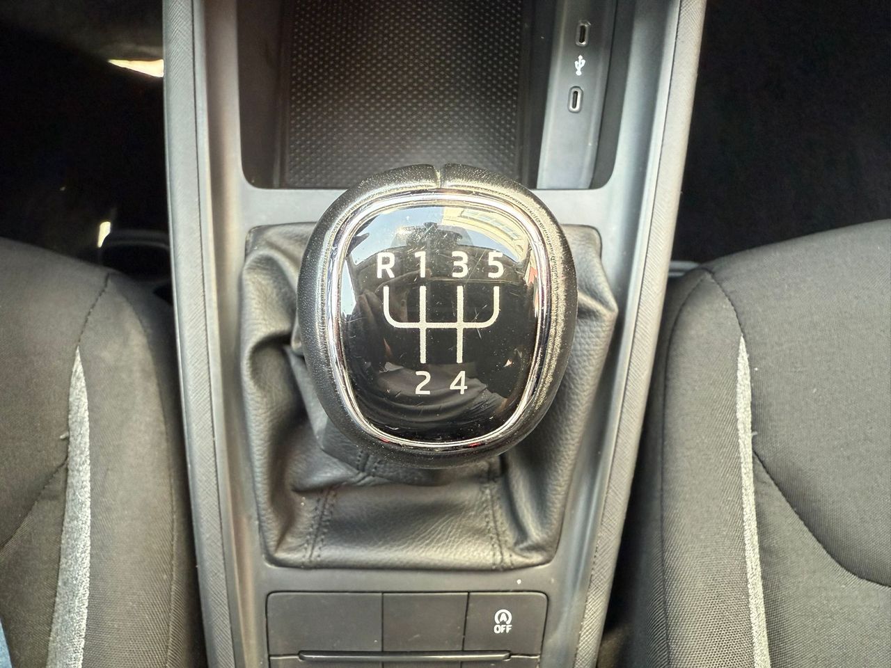 Skoda Scala 1.0 TSI 70 KW (95 CV) Ambition - Foto 2