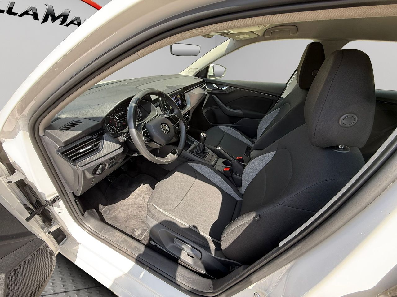 Skoda Scala 1.0 TSI 70 KW (95 CV) Ambition - Foto 2