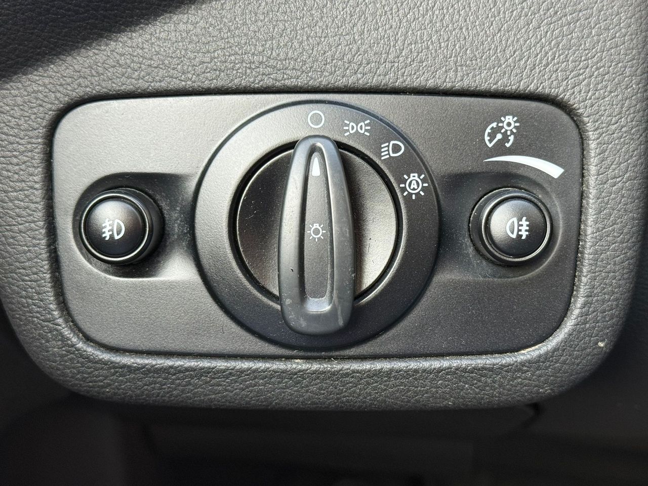 Ford Kuga Titanium 2.0 TDCi Auto-Start-Stop 110 kW (150 CV) 4x4 PowerShift - Foto 2