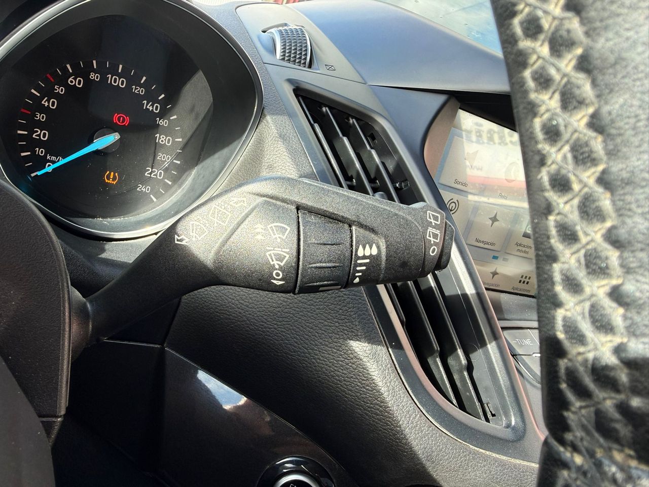 Ford Kuga Titanium 2.0 TDCi Auto-Start-Stop 110 kW (150 CV) 4x4 PowerShift - Foto 2