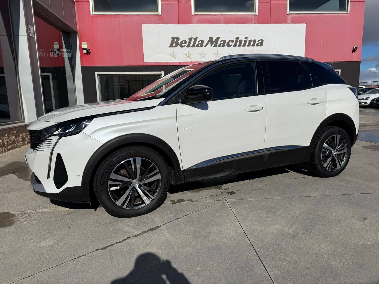 Peugeot 3008 1.5 BlueHDi 96kW (130CV) S&S Allure EAT8 - Foto 2