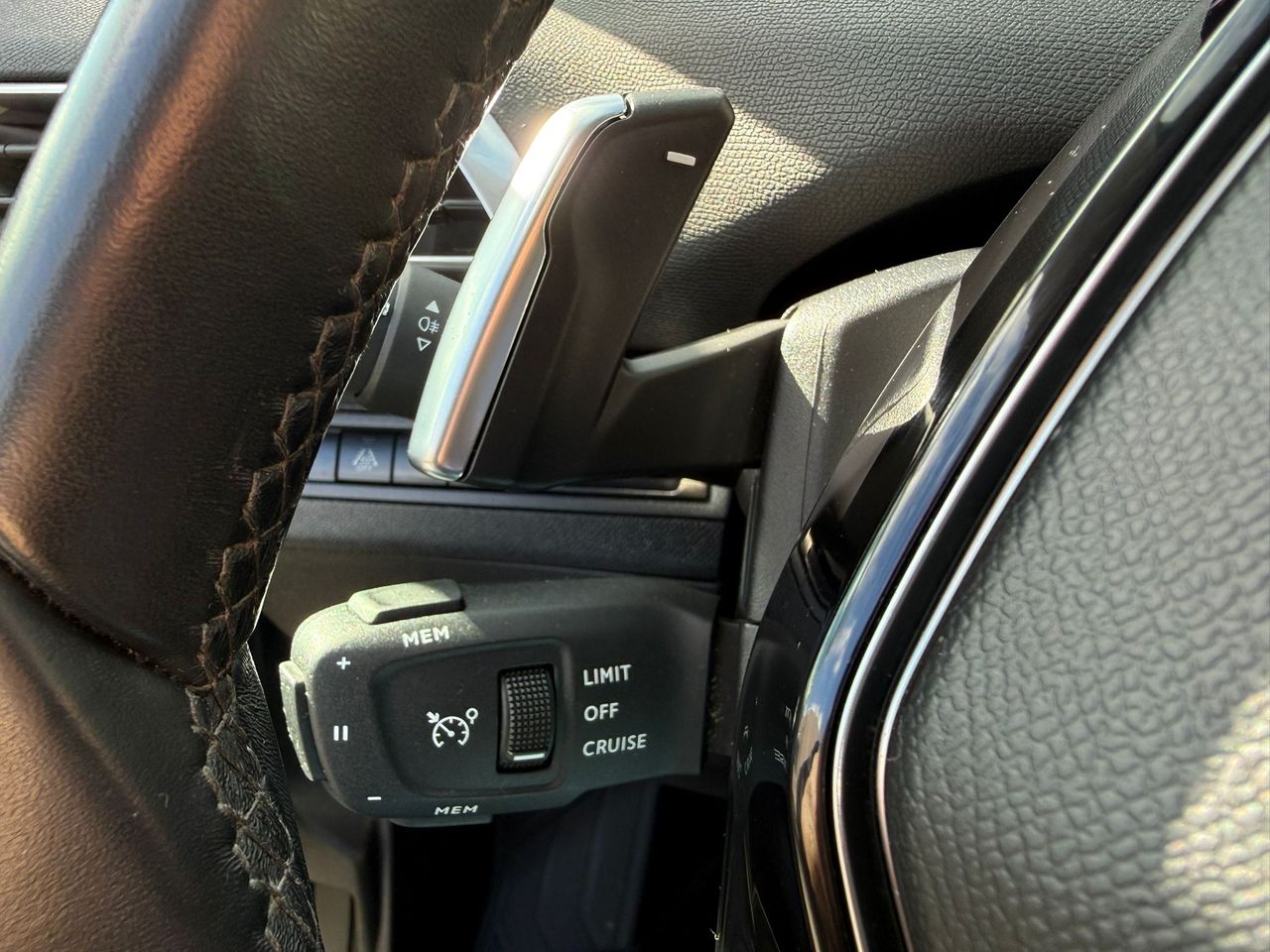 Peugeot 3008 1.5 BlueHDi 96kW (130CV) S&S Allure EAT8 - Foto 2