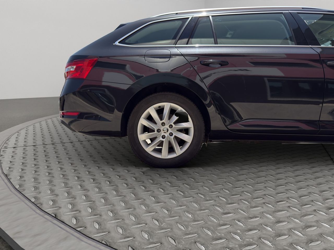 Skoda Superb Combi 2.0 TDI 90kW (122CV) DSG Ambition - Foto 2