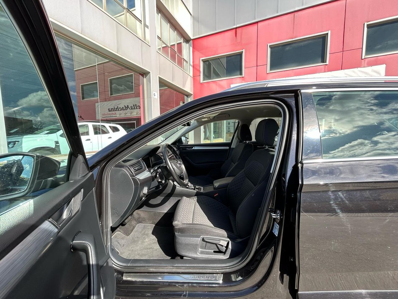 Skoda Superb Combi 2.0 TDI 90kW (122CV) DSG Ambition - Foto 2