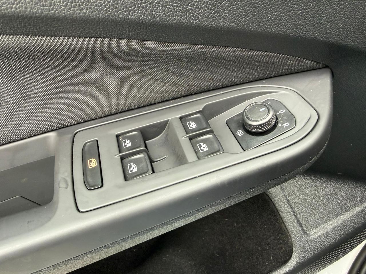 Volkswagen Golf Life 2.0 TDI 85kW (115CV) - Foto 2