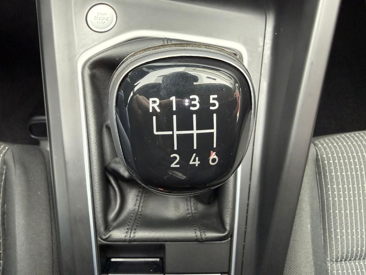 Volkswagen Golf Life 2.0 TDI 85kW (115CV) - Foto 2