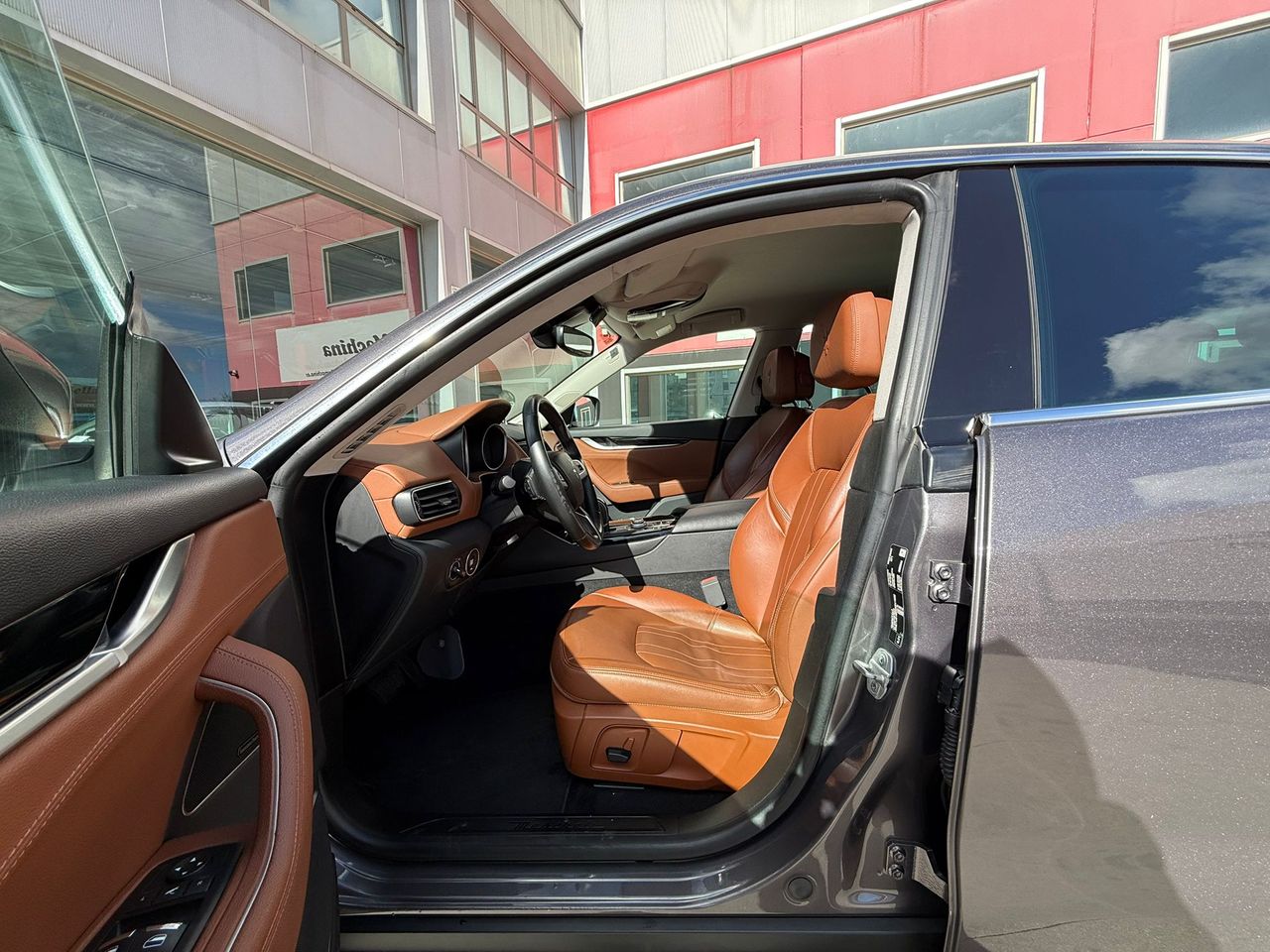 Maserati Levante V6 275 HP D AWD GranLusso - Foto 2