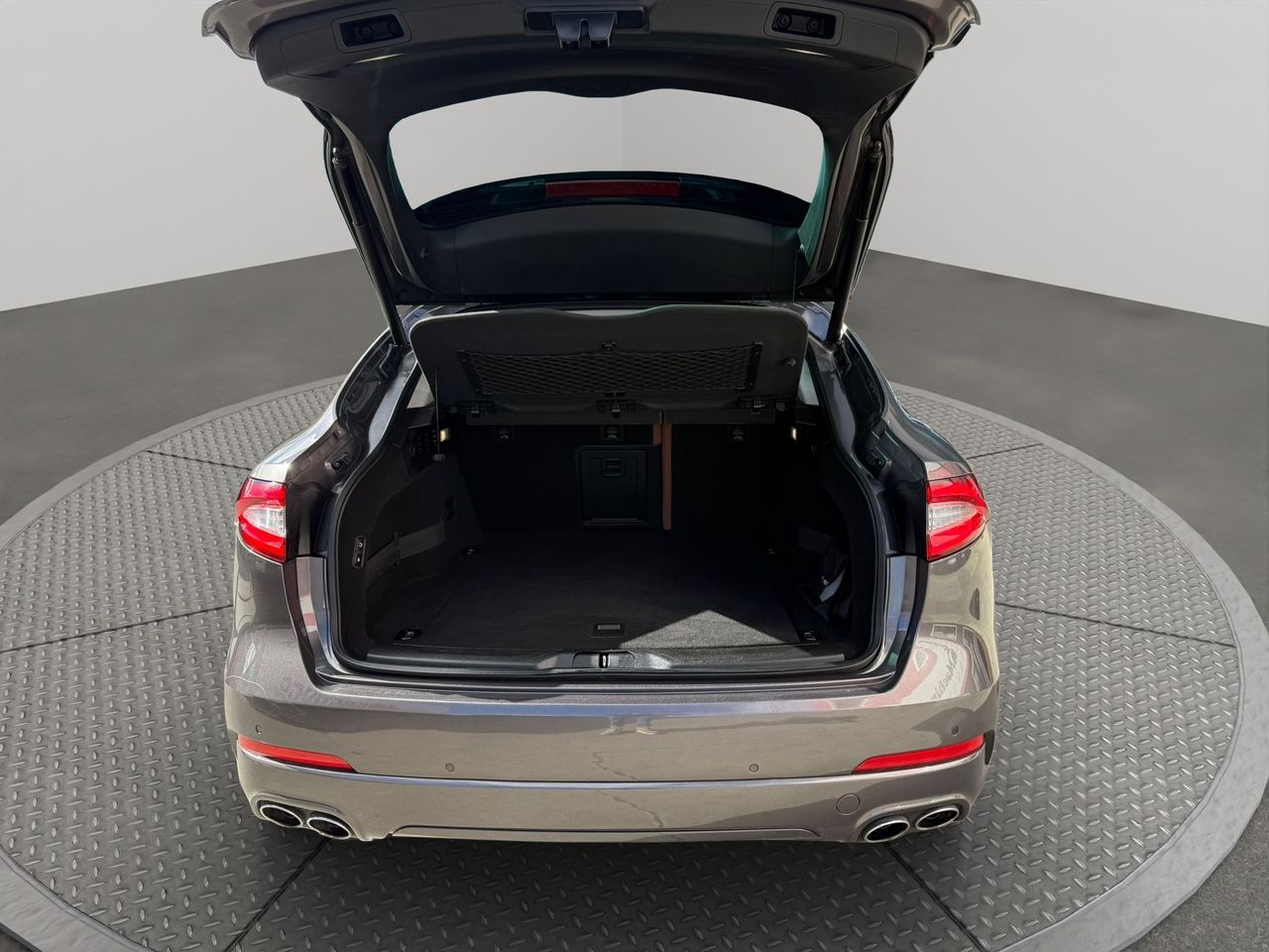 Maserati Levante V6 275 HP D AWD GranLusso - Foto 2