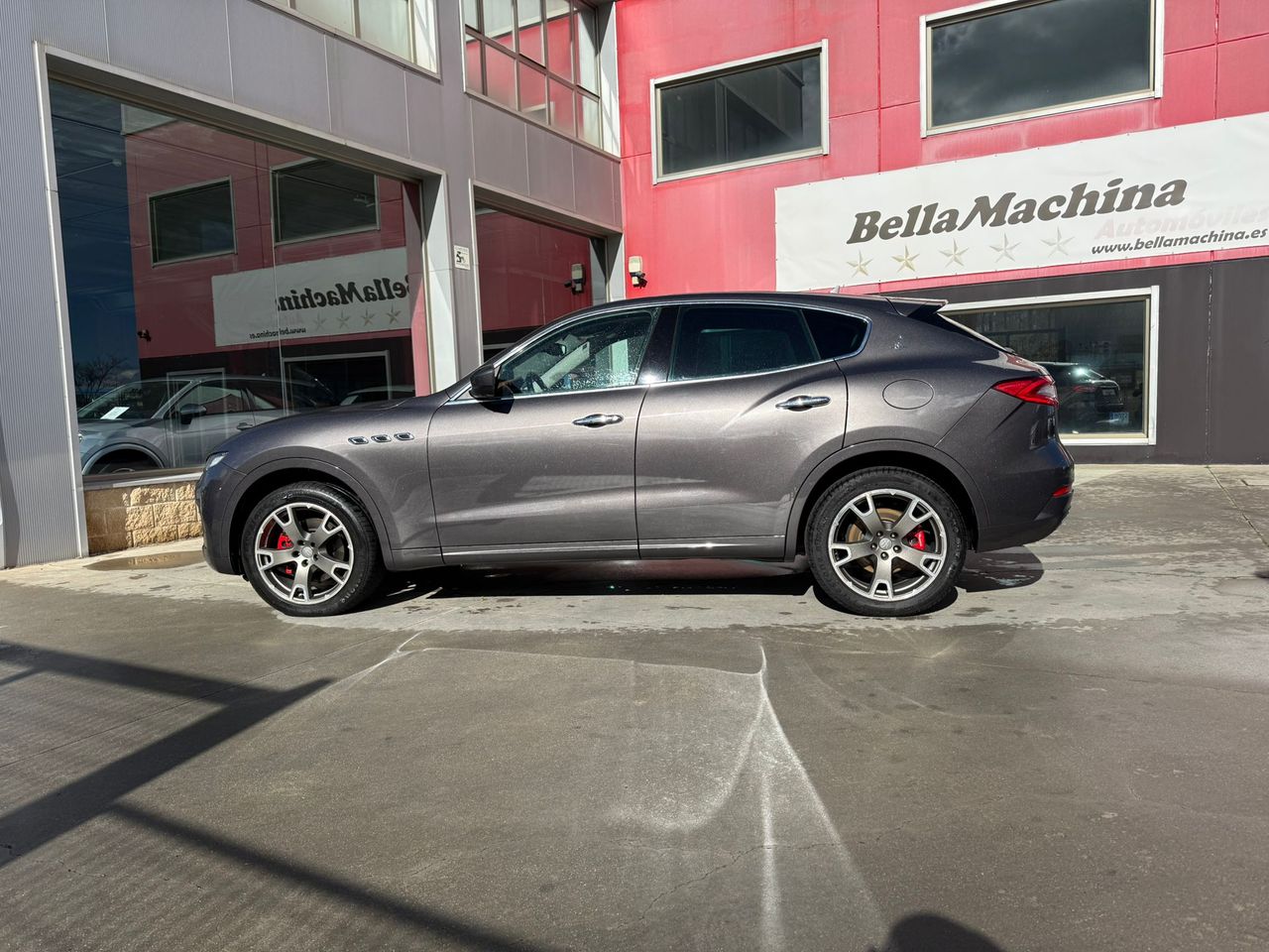Maserati Levante V6 275 HP D AWD GranLusso - Foto 2