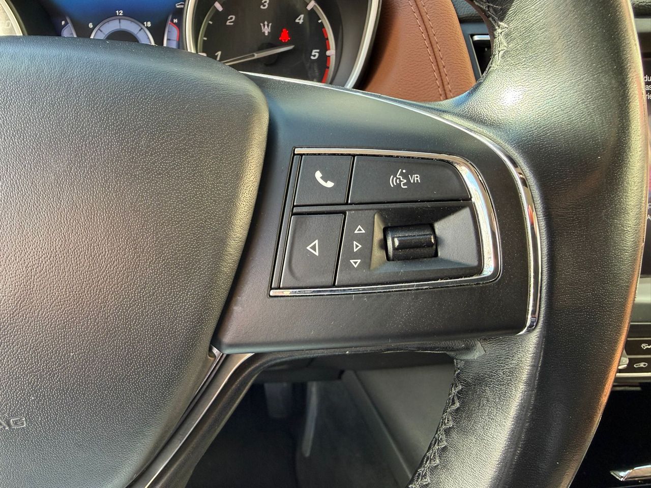 Maserati Levante V6 275 HP D AWD GranLusso - Foto 2