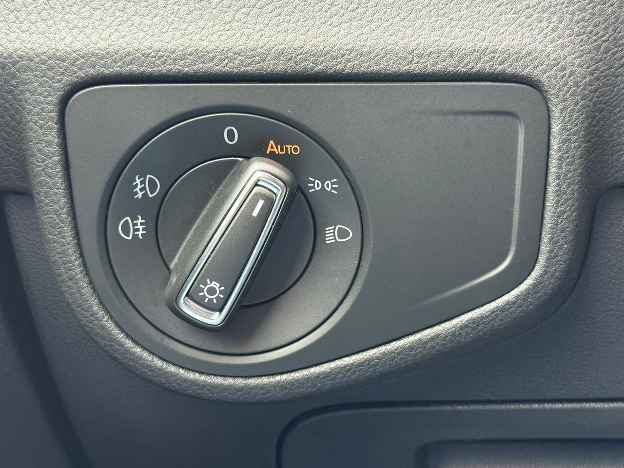 Volkswagen Golf Advance 1.6 TDI 85kW (115CV) - Foto 2