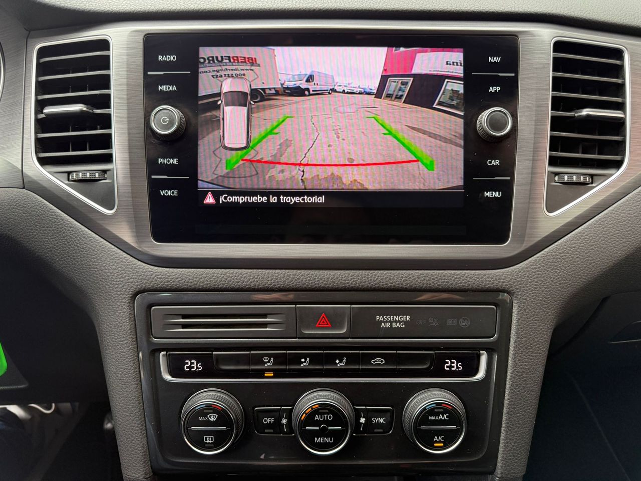 Volkswagen Golf Advance 1.6 TDI 85kW (115CV) SPORTSVAN - Foto 2