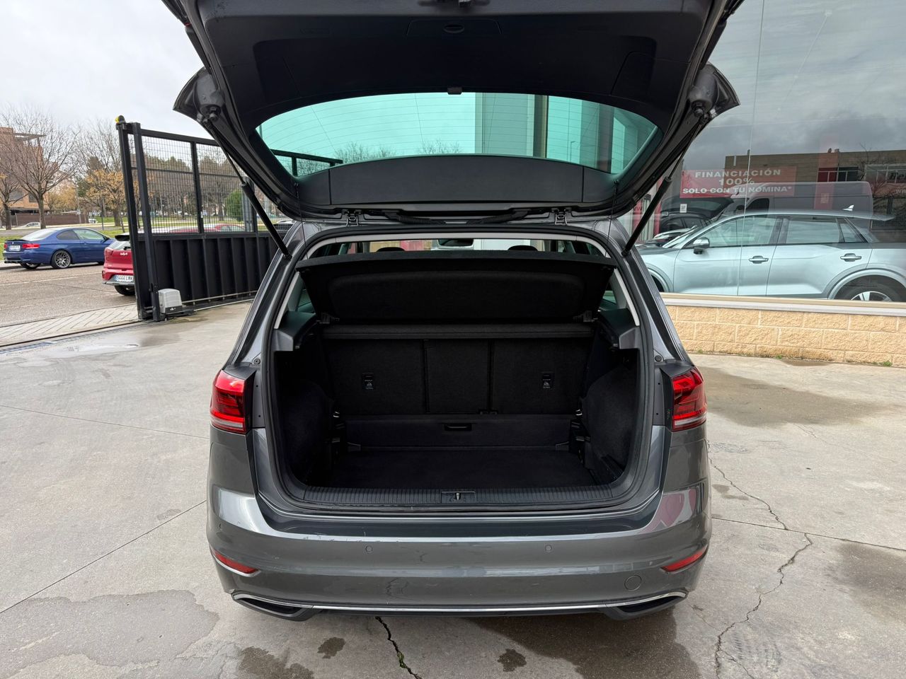 Volkswagen Golf Advance 1.6 TDI 85kW (115CV) SPORTSVAN - Foto 2